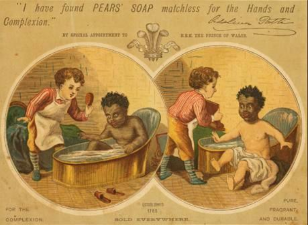 Ein Plakat mit zwei Kindern, die in einer Badewanne spielen, eines sitzt und eines steht mit einem Gegenstand in der Hand, neben einem Paar Hausschuhe auf dem Boden, mit der Aufschrift "Ich habe Pears-Seife für die Hände und den Teint unübertroffen gefunden."