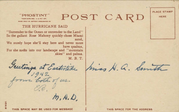 Alte Postkarte mit einem Mannporträt und handgeschriebenem Text auf der Rückseite.