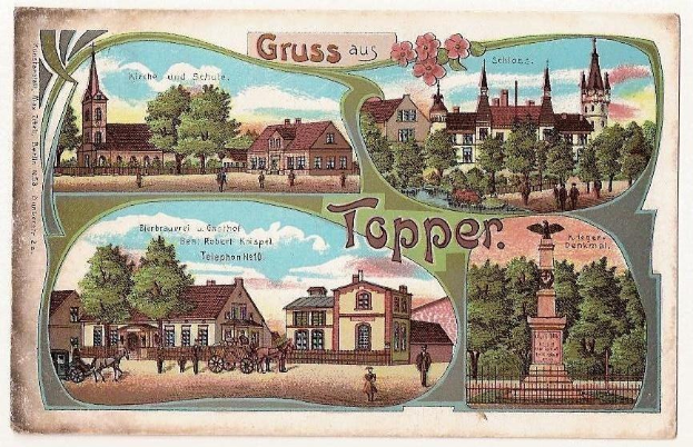 Eine alte Postkarte zeigt eine deutsche Stadt mit Häusern, Bäumen, Menschen, Karren, einer Statue, einem Zaun und einem bewölkten Himmel sowie handgeschriebener Text.