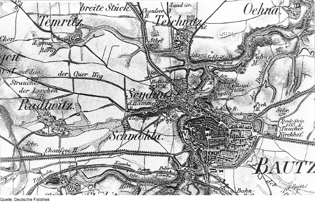 Ein detaillierter Schwarz-Weiß-Plan der Stadt Bautzen, Deutschland, mit Text, der einen Überblick über das Gebiet bietet.