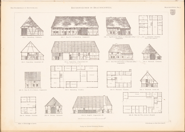 Ein offenes altes Buch zeigt Architekturhauspläne und -entwürfe auf einer Seite, begleitet von beschreibendem Text.