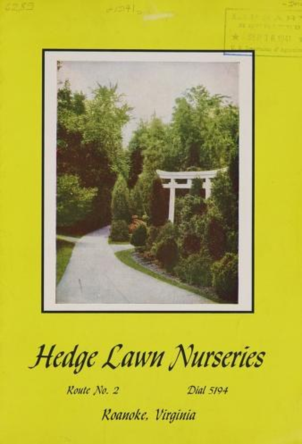 Plakat für den Hecken-Garten-Betrieb in Roanoke, Virginia, mit Bäumen, Pflanzen, einem Weg und Himmel sowie dem Text "Hecken-Garten-Betriebe Route No. 2" unten.